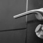 Stylowe i wytrzymałe – drzwi wejściowe aluminiowe