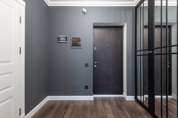 Jak urządzić stylowy korytarz w domu?